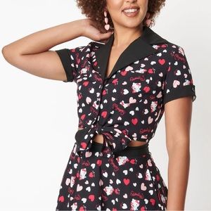 Sanrio hello kitty valentine outfit skirt and crop top